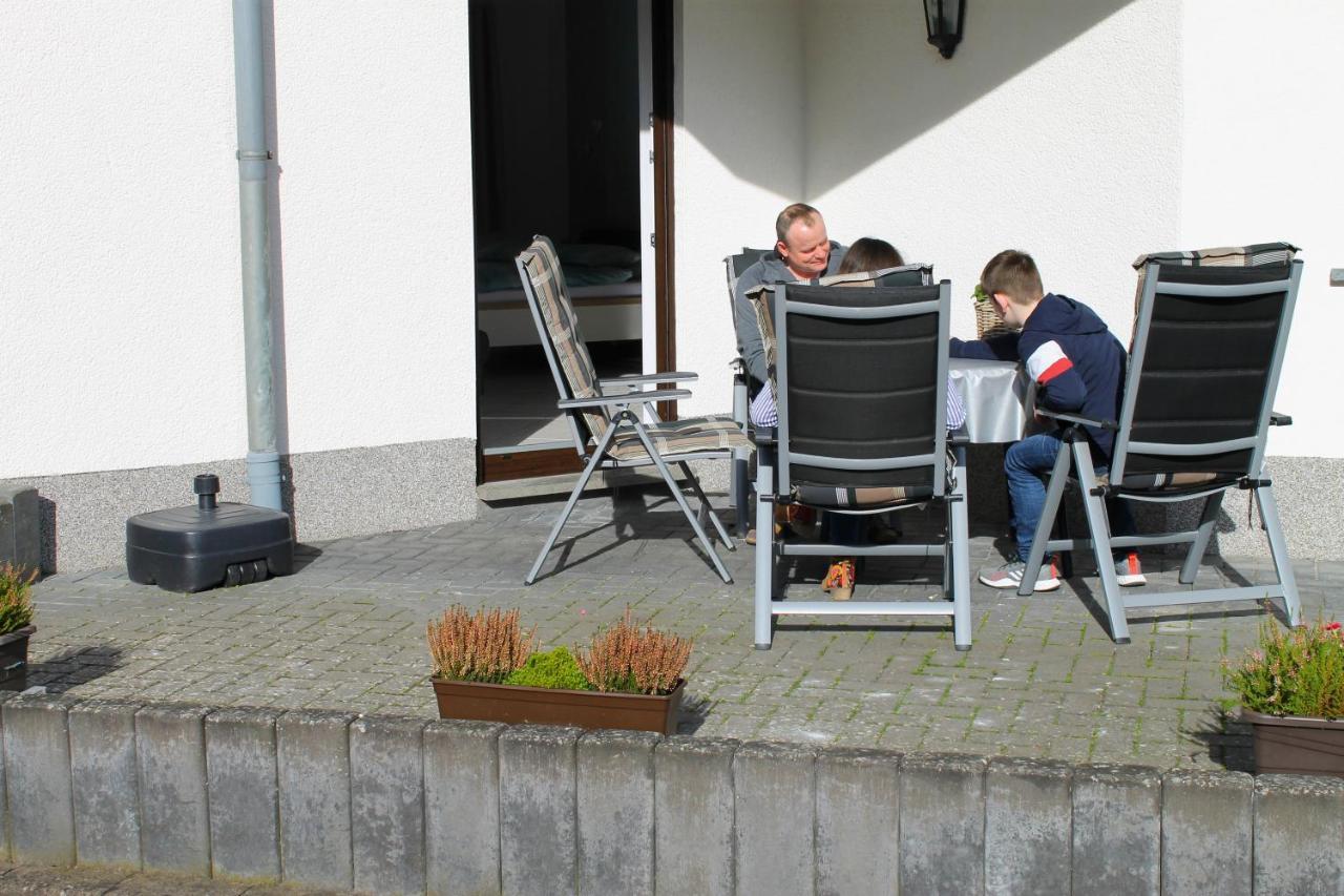 Ferienwohnung Im Bachtal Pommern エクステリア 写真